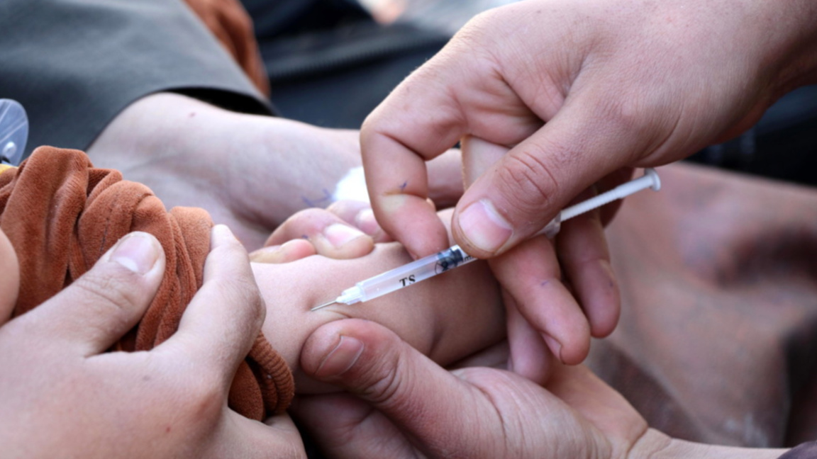 Осем случая на морбили са потвърдени в с...