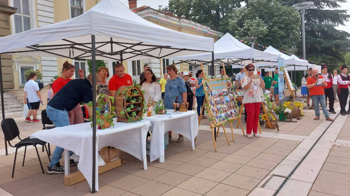 Ученическа борса ще се проведе днес в Ям...