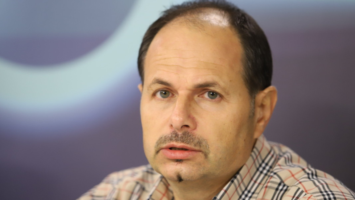 Все по-трудно ще е да се състави правите...