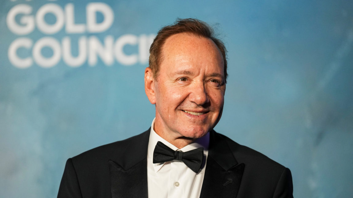 Кевин Спейси e постигнал извънсъдебно сп...