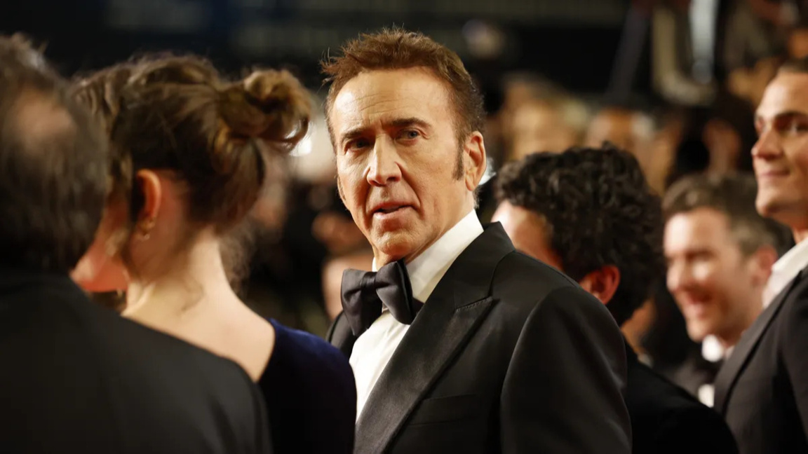 Никълъс Кейдж и Пъркинс правят нов филм от вселената на "Дългокраки"