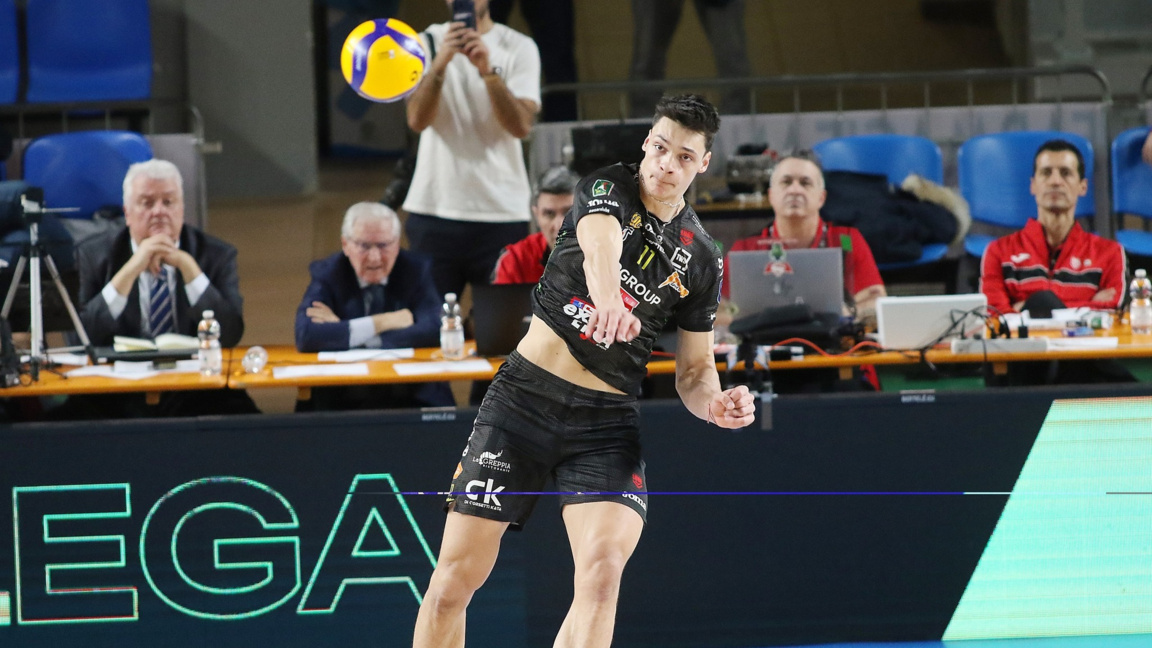 Александър Николов с 19 точки срещу шамп...