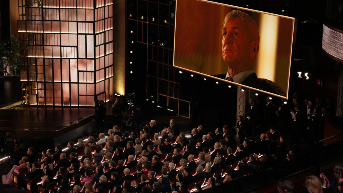 Шон Пен с "Оскар" за ролята си в политическия трилър "Битка след битка"